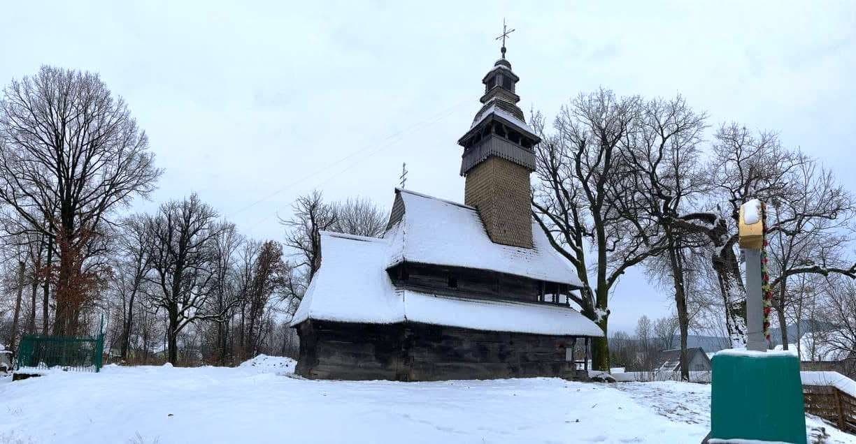 Найстарішу дерев’яну церкву Закарпаття в Колодному перетворять на музей та відреставрують (ФОТО)
